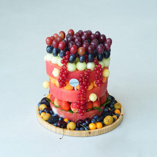 كعكة الفواكه المقطعة