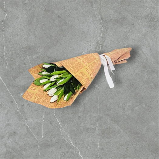 Букет из 9 белых тюльпанов