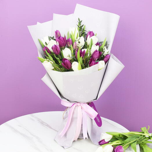 Beauty 21 Purple and White Tulips Bouquet