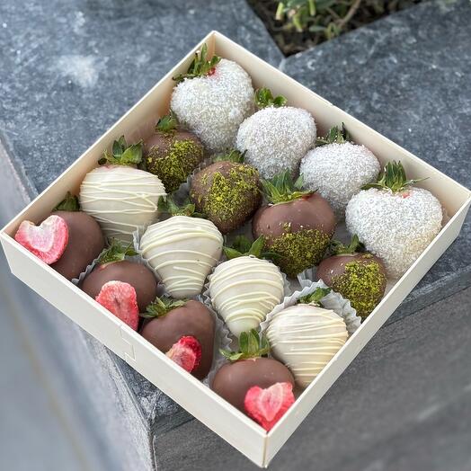 Ягодный поцелуй