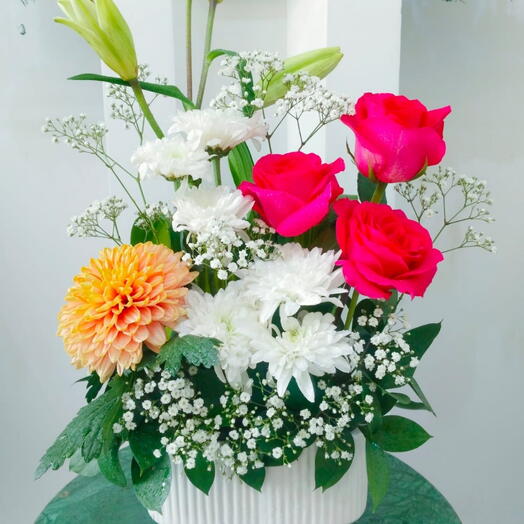 Цветок в вазе