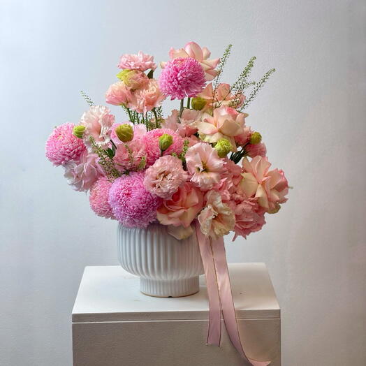 Милая в розовом