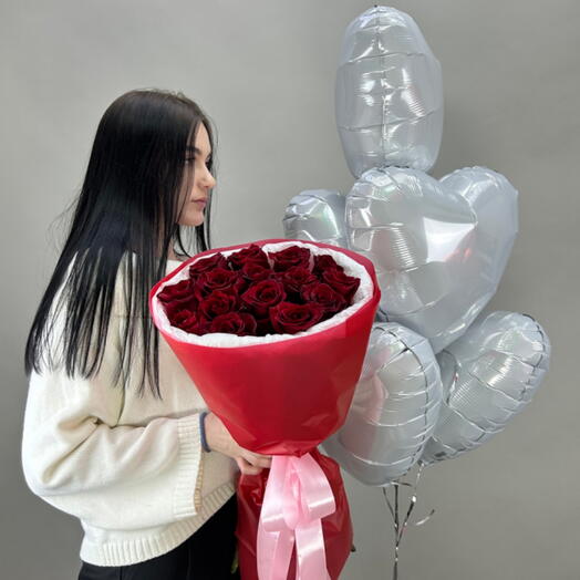 "Скажи это от сердца"_ Валентиновая красная роза с серебряными шариками