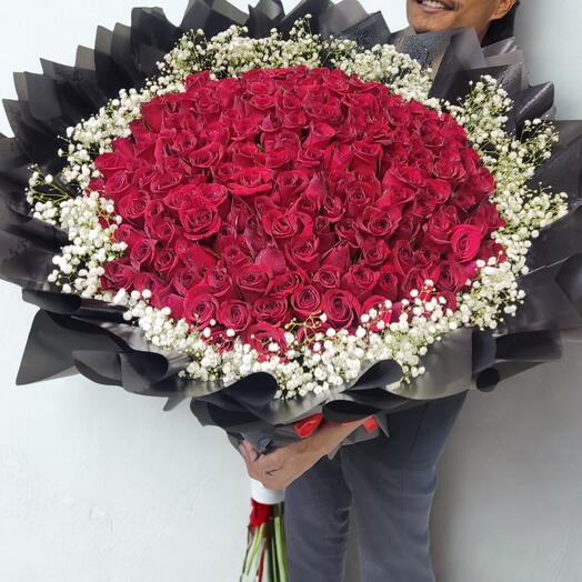 100 Red Rose Bouquet