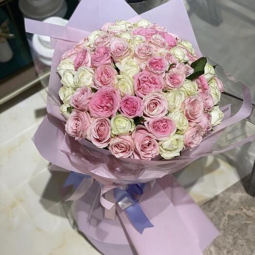 Bouquet of assorted roses and peony roses