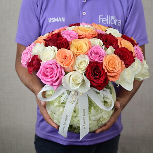 51 роза микс в вазе-1928