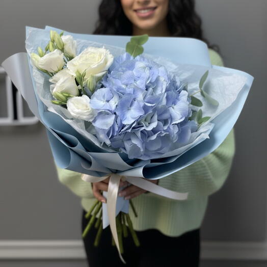 Mélange de lisianthus bleu et blanc