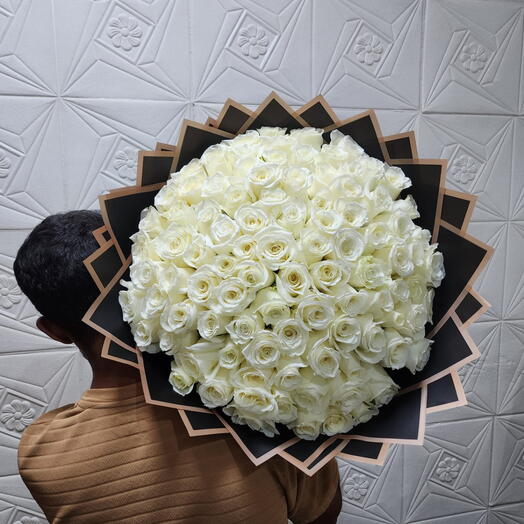 101 White Rose Bouquet