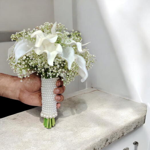Elegant White Bridal Bouquet