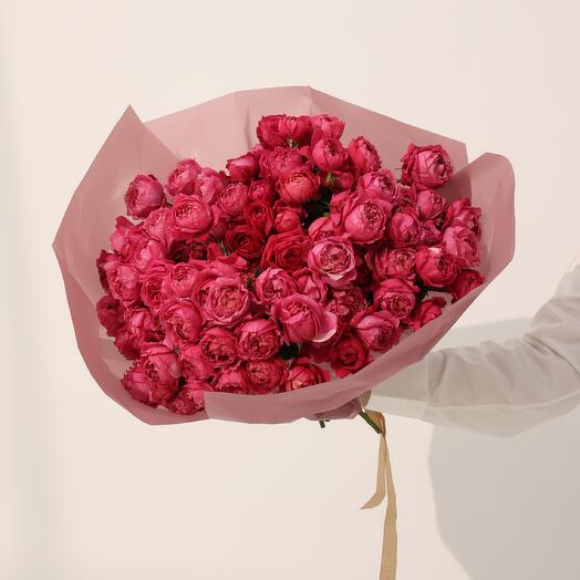 Julietta Red Spray Rose