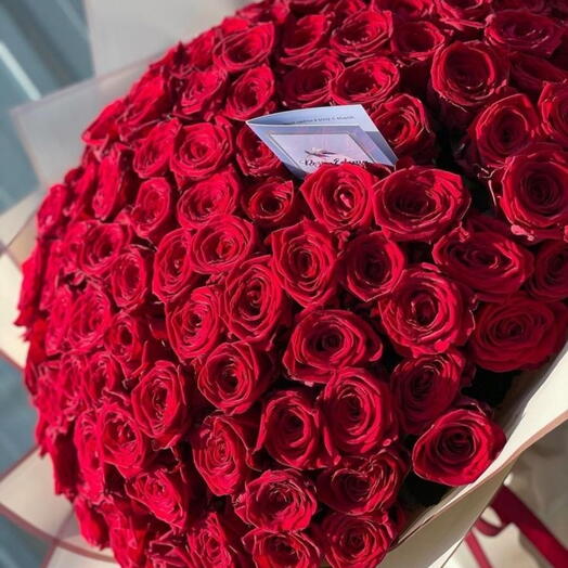 131 roses rouges (50cm)