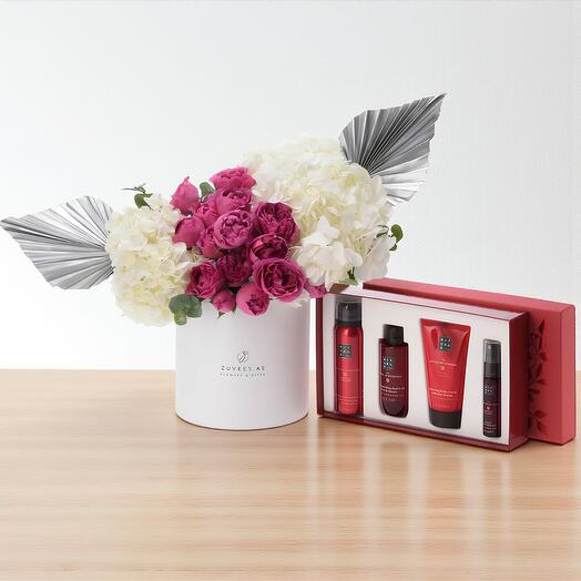 Элегантная цветочная коробка с ритуалами аюрведы