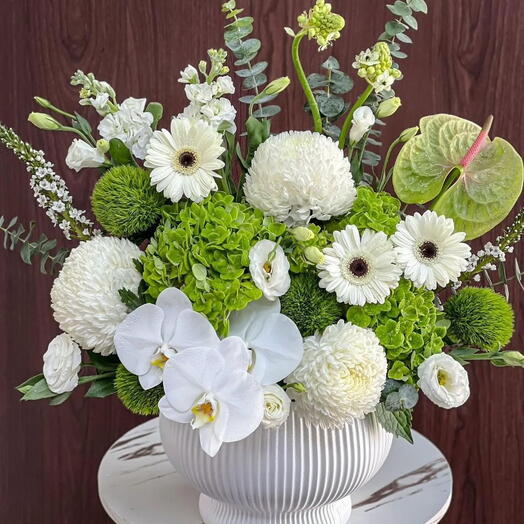 White and green mix floral arrangement