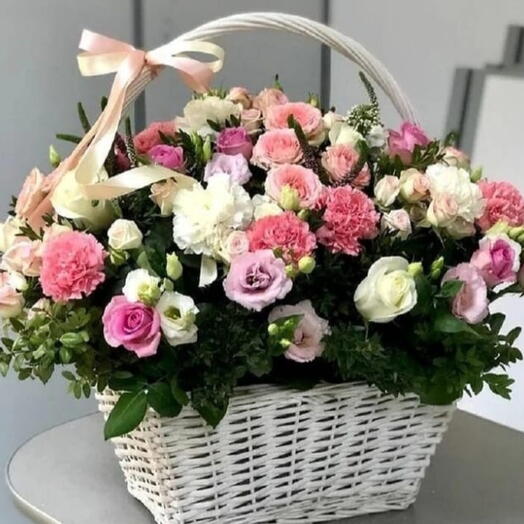 Acelya Flowers in Basket