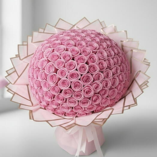 Букет из 125 роскошных роз на День святого Валентина, розовый или светло-розовый